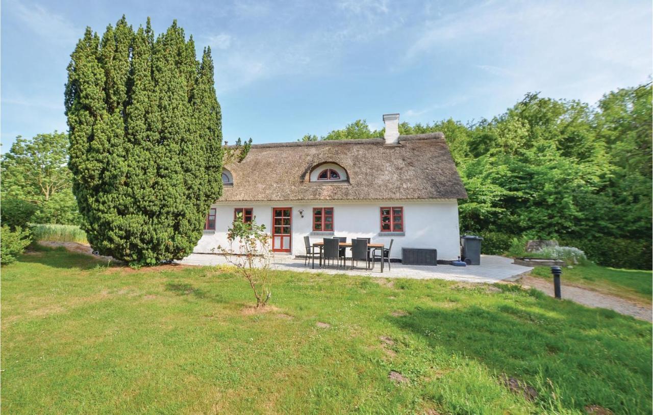 Lovely Home In Augustenborg With Wifi Asserballeskov ภายนอก รูปภาพ